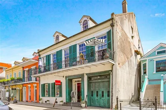$1,100 | 824 Royal Street, Unit E, New Orleans, LA 70116