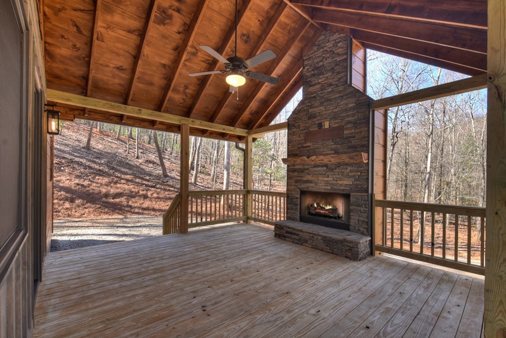 811 Mangum's Trail Blue Ridge, GA 30513 - Photo 40 of 70