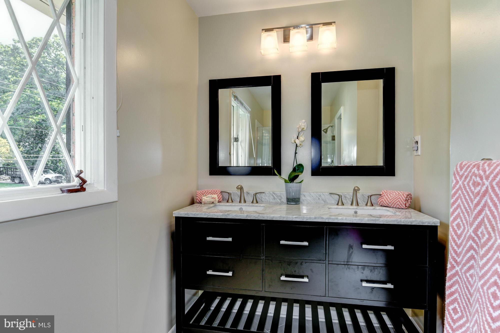 7417 Arrowood Road Bethesda, MD 20817 - Photo 14 of 30 Bath (Master)