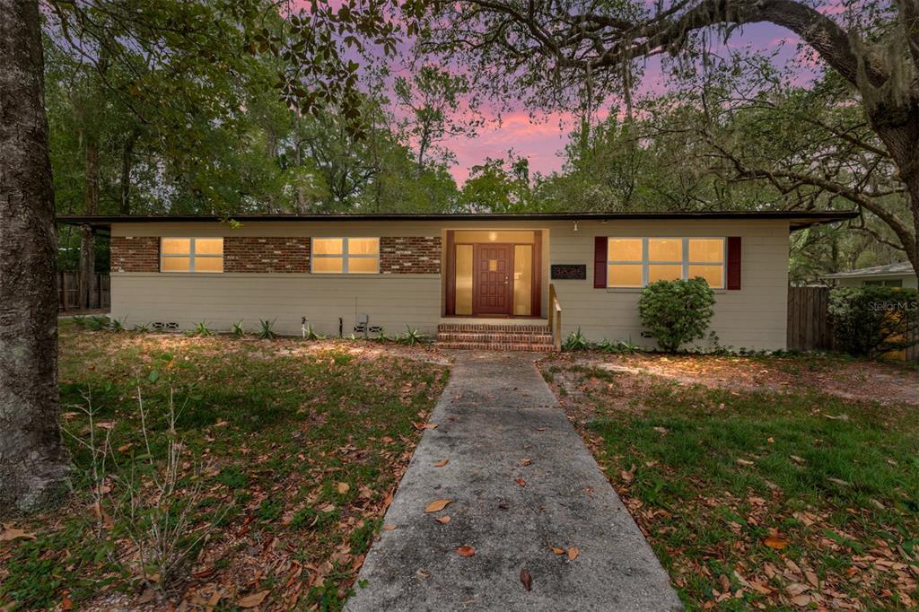 3826 Southwest 2nd Avenue Gainesville, FL 32607 - Photo 1 of 44