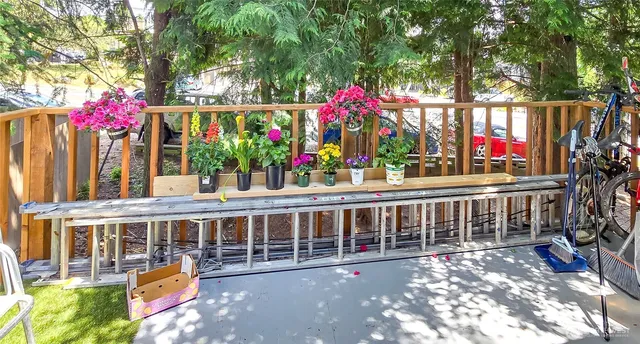 a view of street with sitting area