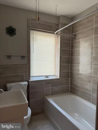 $2,100 | 400 West 29th Street, Wilmington, DE 19802