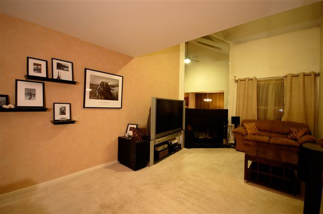 176 Harvard Road Colonie, NY 12189 - Photo 3 of 12 Photo 3