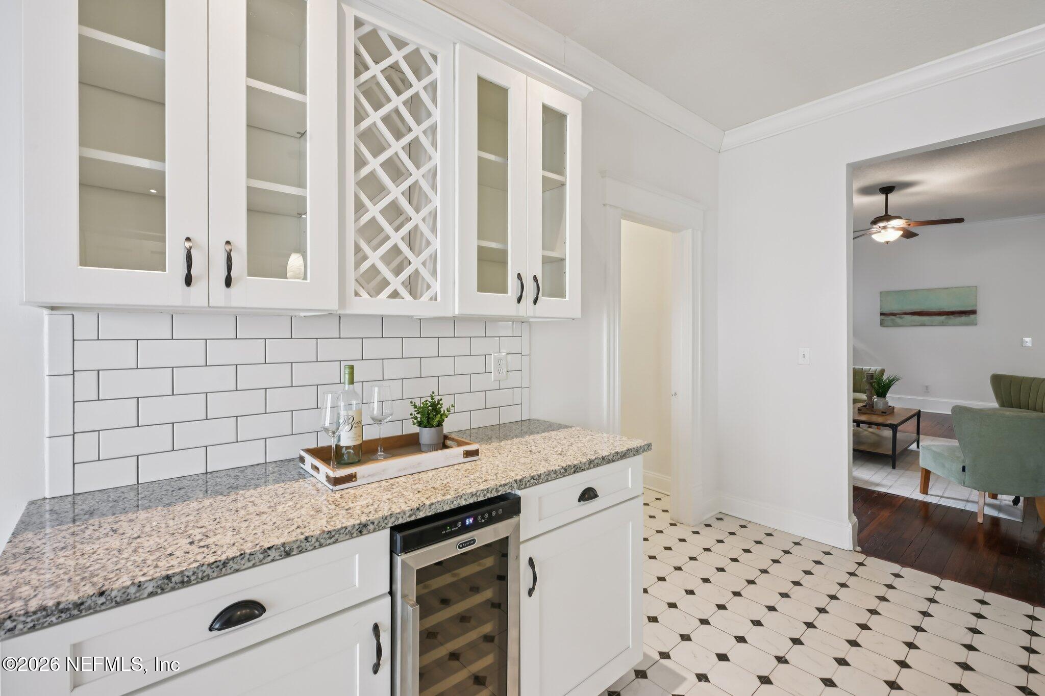 1706 Silver Street Jacksonville, FL 32206 - Photo 16 of 52 Built in wine-chiller