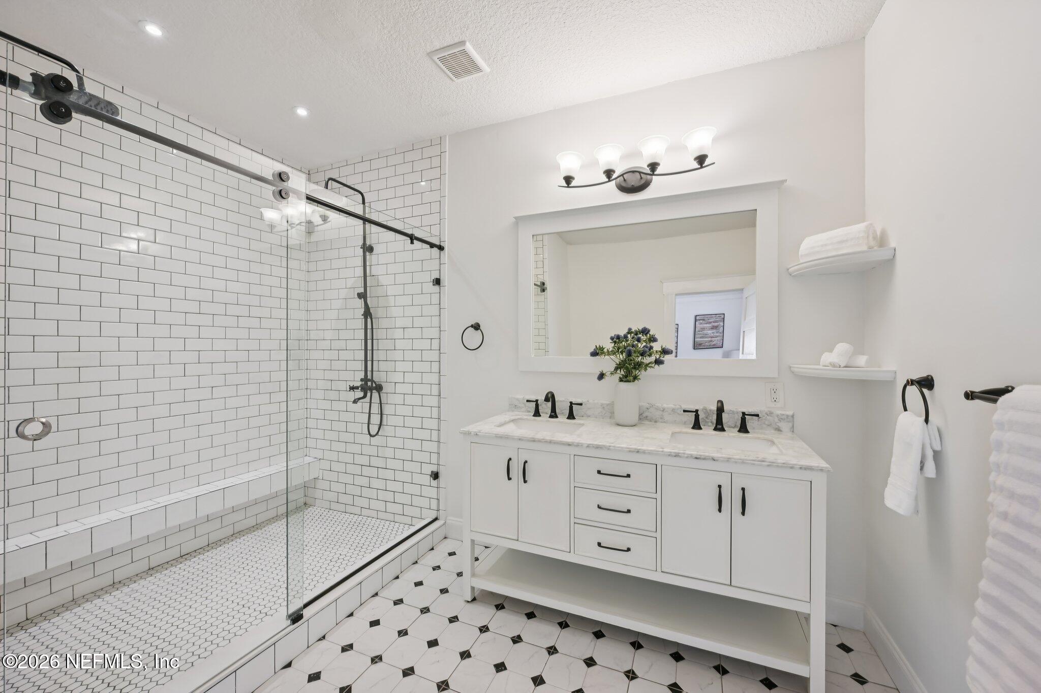 1706 Silver Street Jacksonville, FL 32206 - Photo 33 of 52 Primary Bathroom