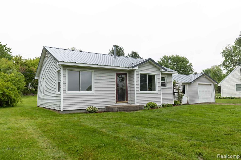 968 North Wilder Road Lapeer, MI 48446 - Photo 23 of 31