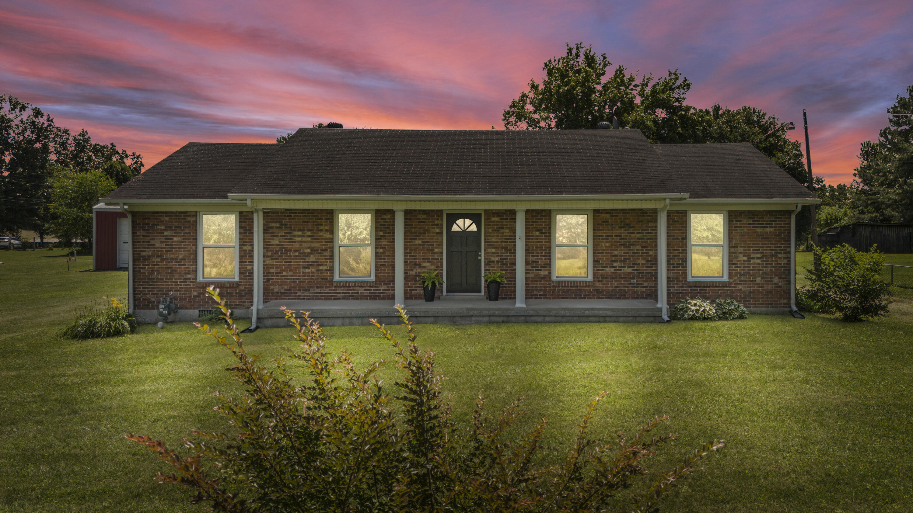 308 College Hill Road Waco, KY 40385 - Photo 1 of 45 DJI_20240611122930_0431_D_dte