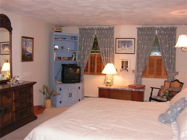 2 Algonquin Road Canton, MA 02021 - Photo 14 of 27