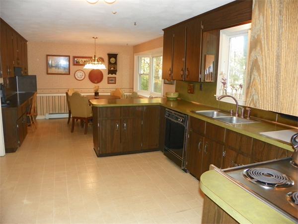 2 Algonquin Road Canton, MA 02021 - Photo 2 of 27