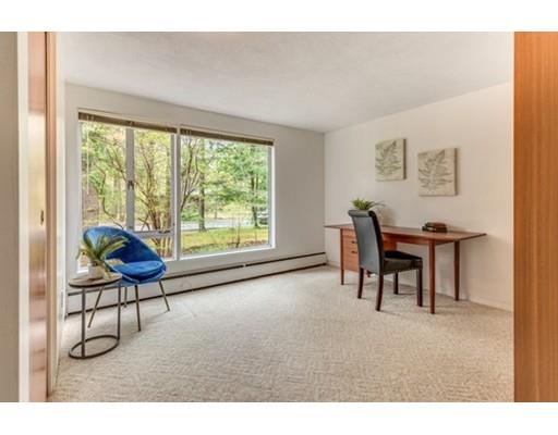 22 Peacock Farm Road Lexington, MA 02421 - Photo 26 of 29 Gallery Image 26
