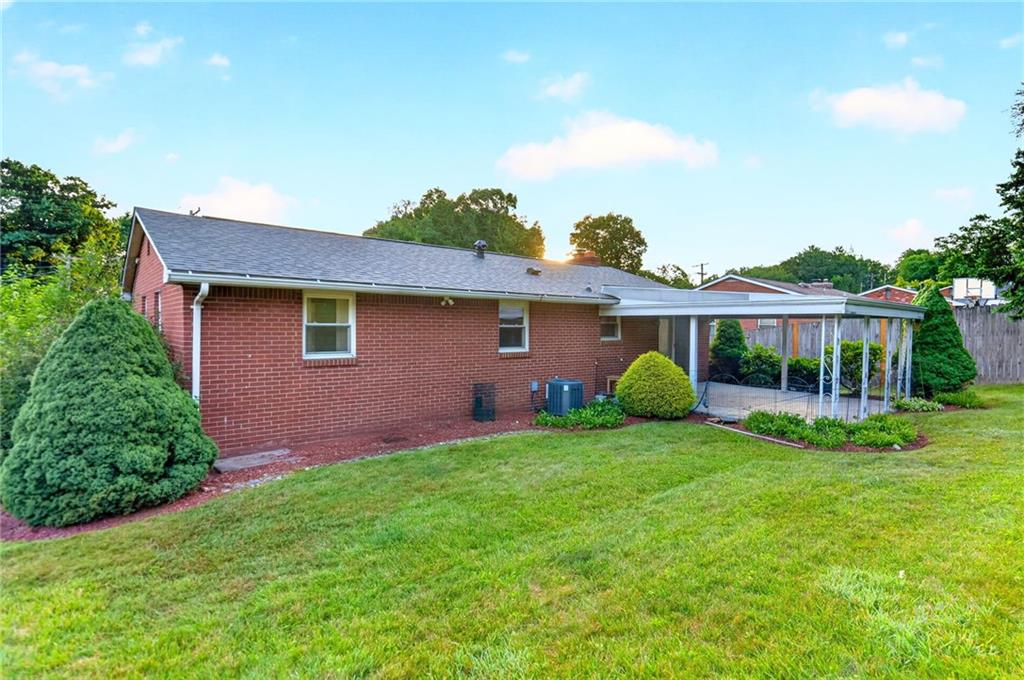 436 Sharon Road Coraopolis, PA 15108 - Photo 31 of 33