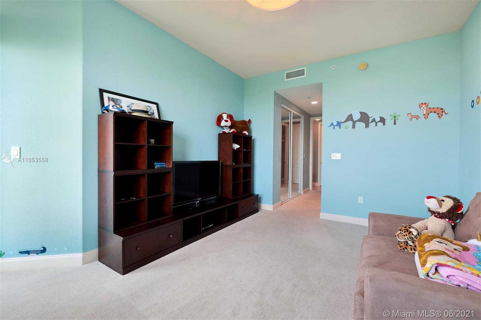 550 Southeast Mizner Boulevard, Unit 7 Boca Raton, FL 33432 - Photo 27 of 62