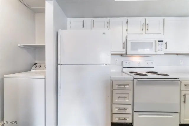 $1,395 | 8600 West Charleston Boulevard, Unit 2177, Las Vegas, NV 89117