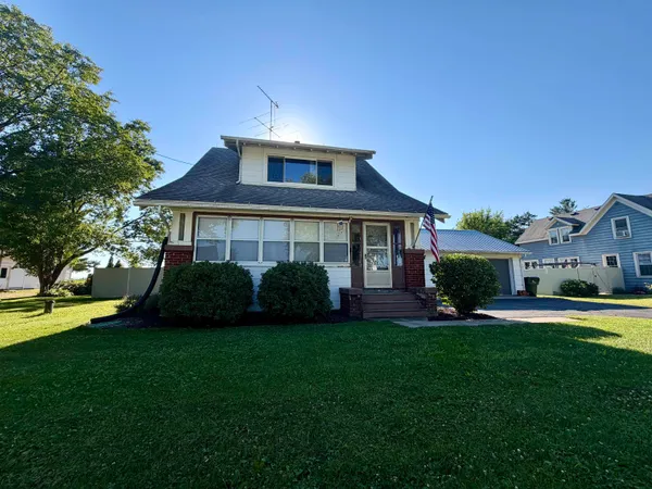 $269,900 | S9913 County Road East, Sauk City, WI 53583