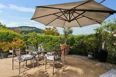 $1,375,000 | 385 San Carlos Way, Novato, CA 94945