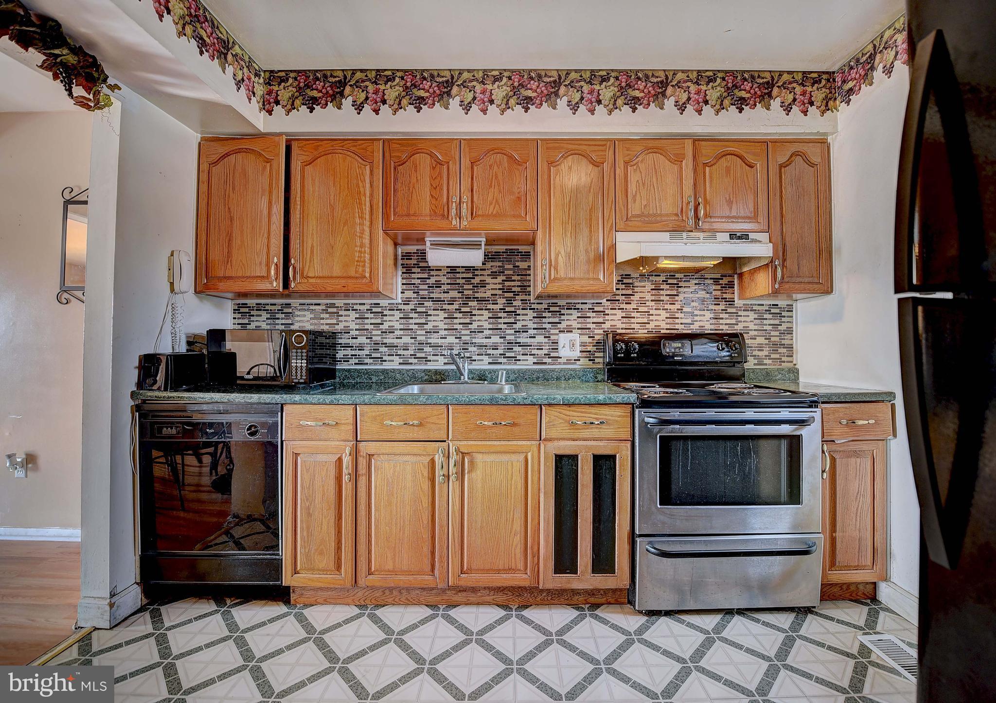 3933 Bayville Road Baltimore, MD 21220 - Photo 14 of 23 Kitchen