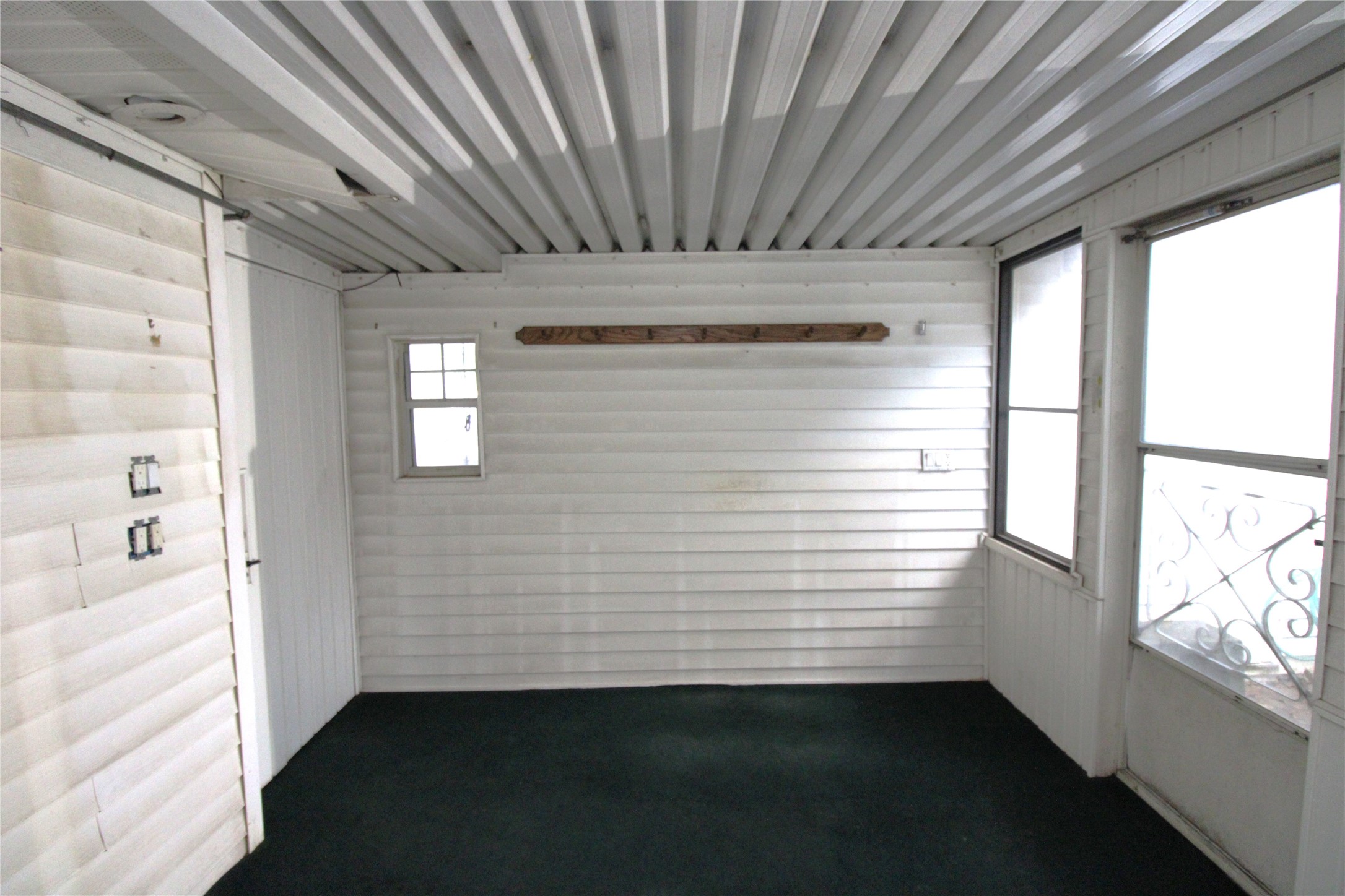 401 East 5th Street Sweeny, TX 77480 - Photo 26 of 37 Sunroom