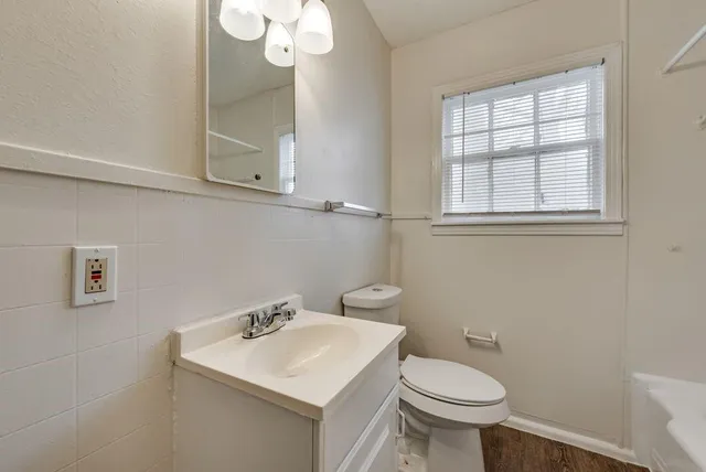 $1,850 | 4309 Martha Lane, Fort Worth, TX 76103