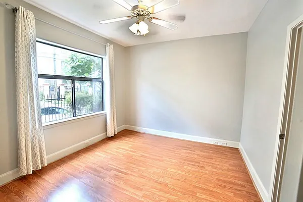 $3,200 | 407 Jackson Hill Street, Houston, TX 77007