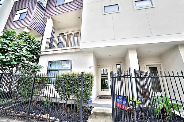 $3,200 | 407 Jackson Hill Street, Houston, TX 77007
