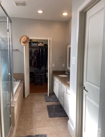 $3,200 | 407 Jackson Hill Street, Houston, TX 77007