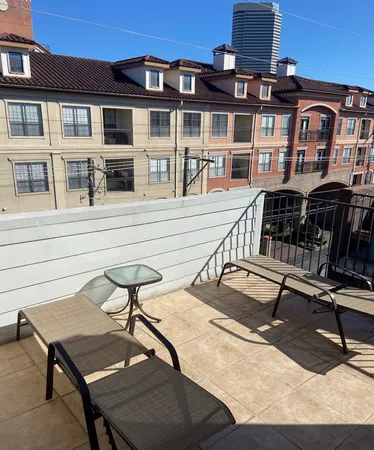 $3,200 | 407 Jackson Hill Street, Houston, TX 77007