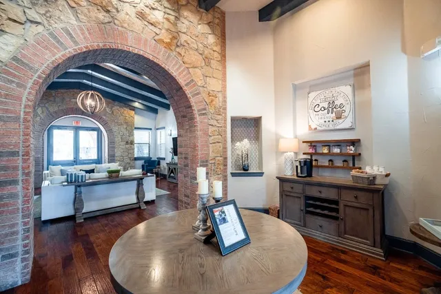 $975 | 701 Center Ridge Drive, Unit 9312, Austin, TX 78753