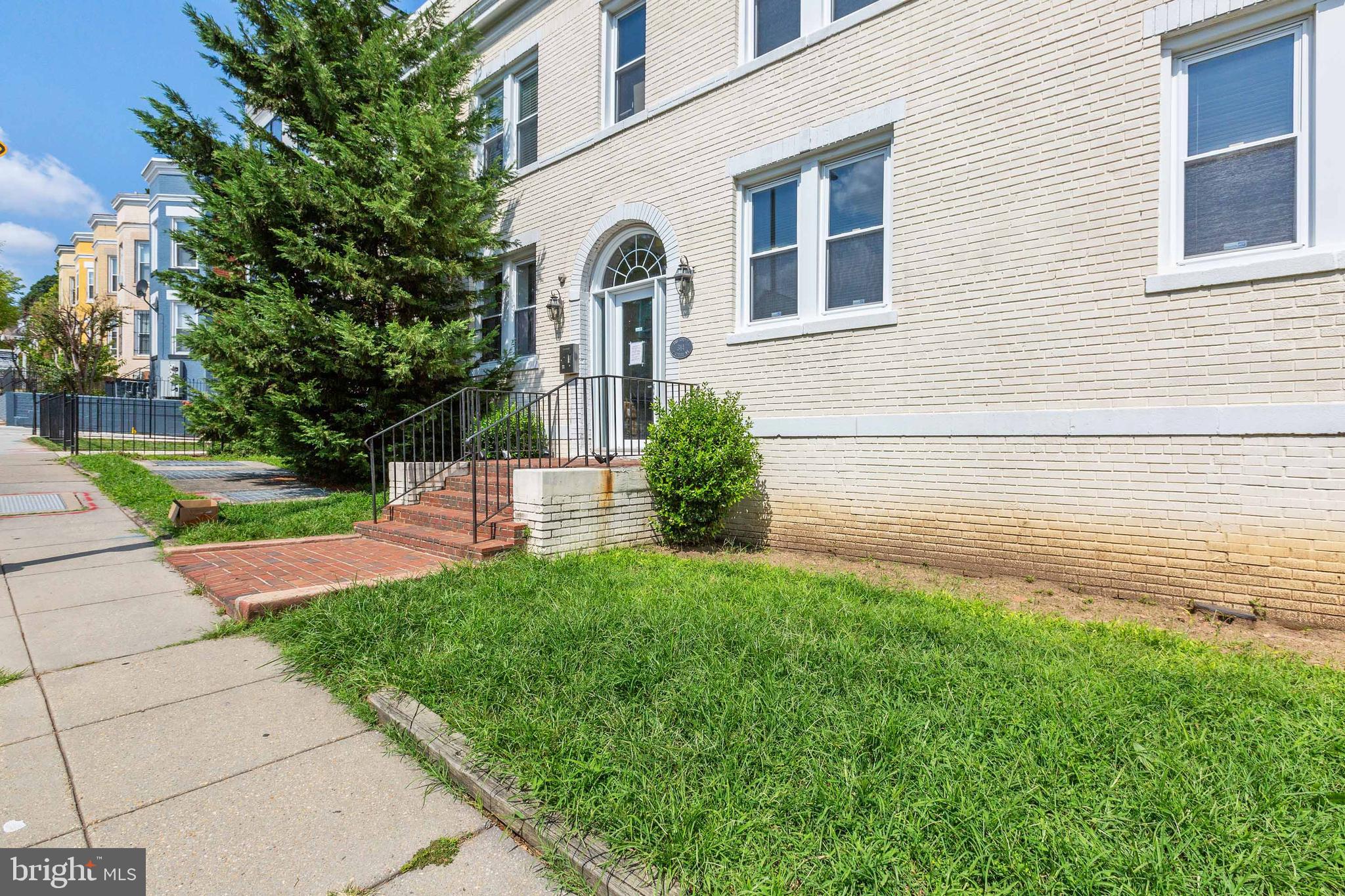 314 V Street Northeast, Unit 204 Washington, DC 20002 - Photo 18 of 19