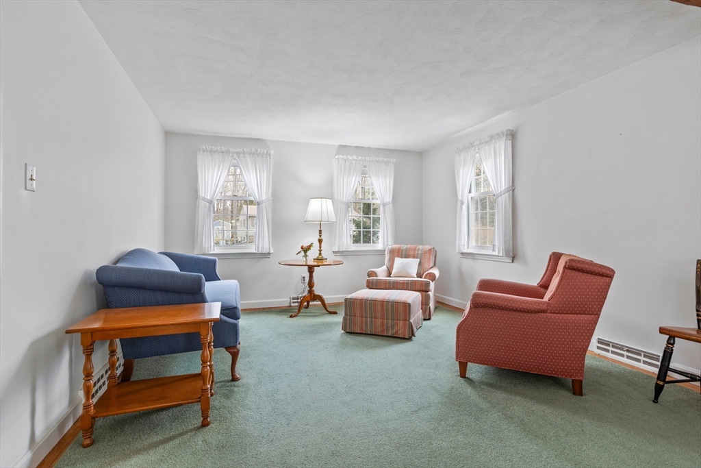 11 Gelding Road Chelmsford, MA 01824 - Photo 14 of 39 Gallery Image 14