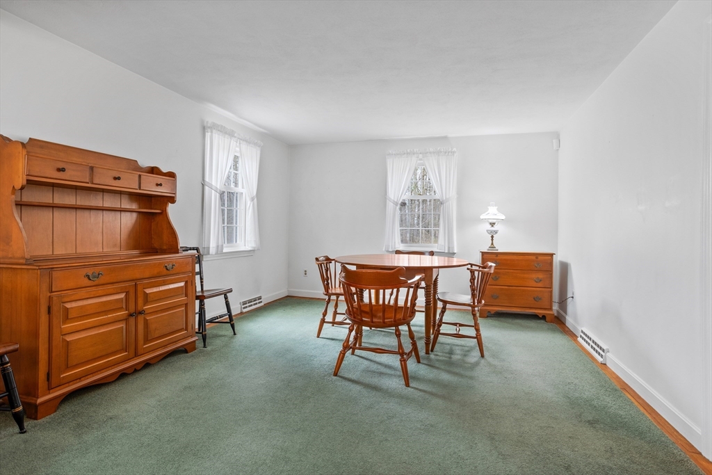 11 Gelding Road Chelmsford, MA 01824 - Photo 16 of 39 Gallery Image 16