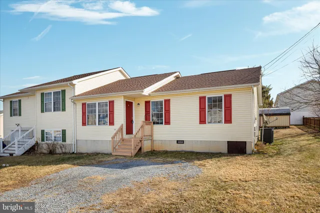 $215,000 | 67 Idyllwood Drive, Inwood, WV 25428