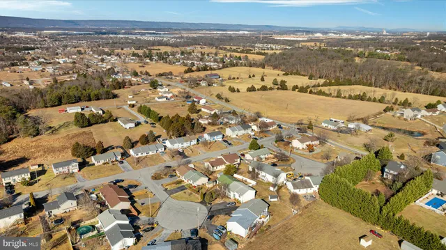 $215,000 | 67 Idyllwood Drive, Inwood, WV 25428