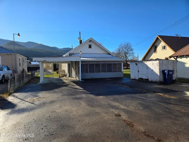 $237,500 | 134 Riverside Avenue West, Kellogg, ID 83837