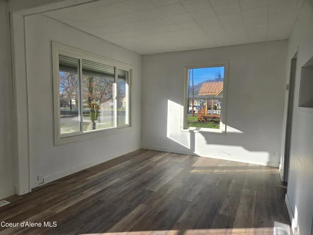 $237,500 | 134 Riverside Avenue West, Kellogg, ID 83837