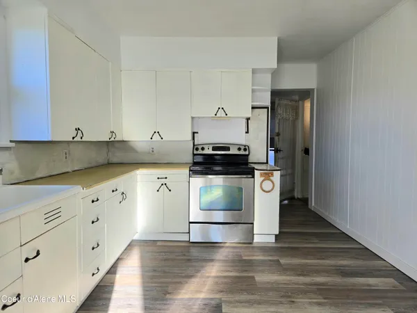 $223,900 | 134 Riverside Avenue West, Kellogg, ID 83837