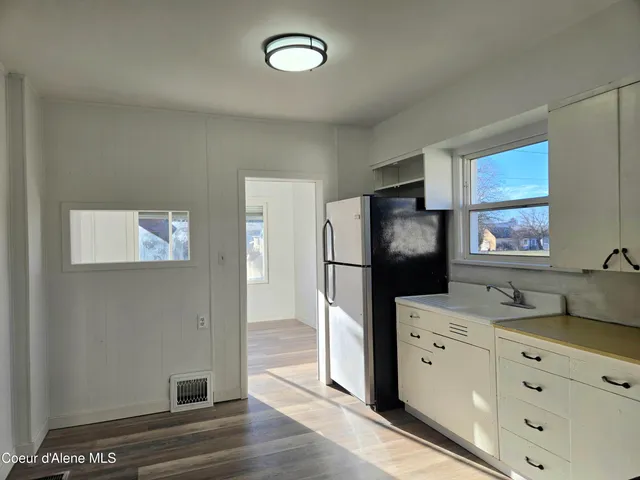 $237,500 | 134 Riverside Avenue West, Kellogg, ID 83837