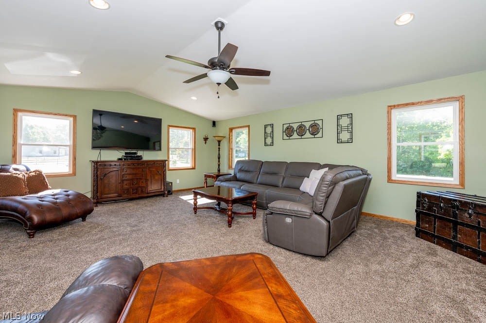 522 East Calla Road Youngstown, OH 44514 - Photo 5 of 35 Gallery Image 5
