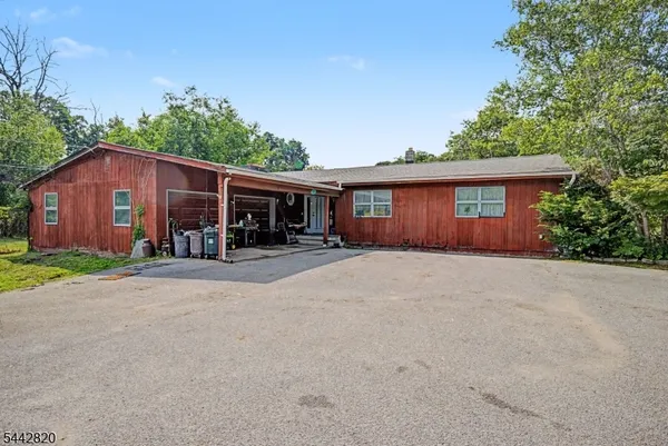 $475,000 | 15 Plotts Road, Newton, NJ 07860