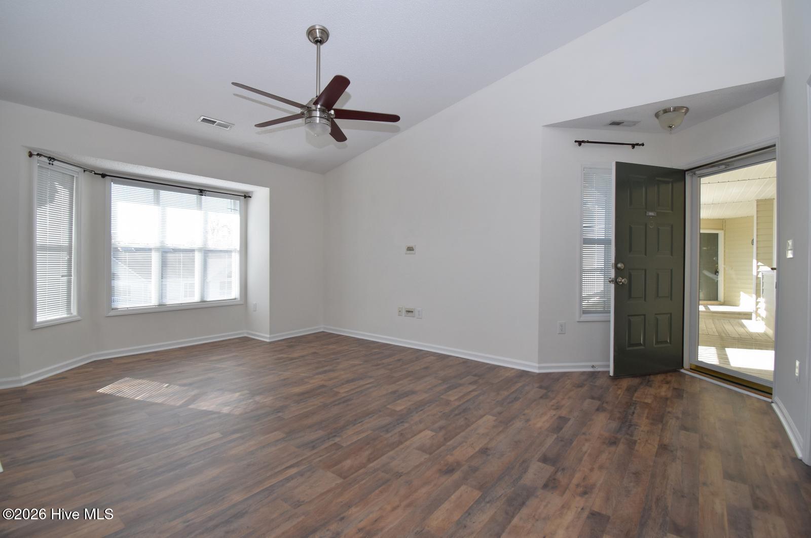 531 Spring Forest Road, Unit L Greenville, NC 27834 - Photo 6 of 14 Gallery Image 6