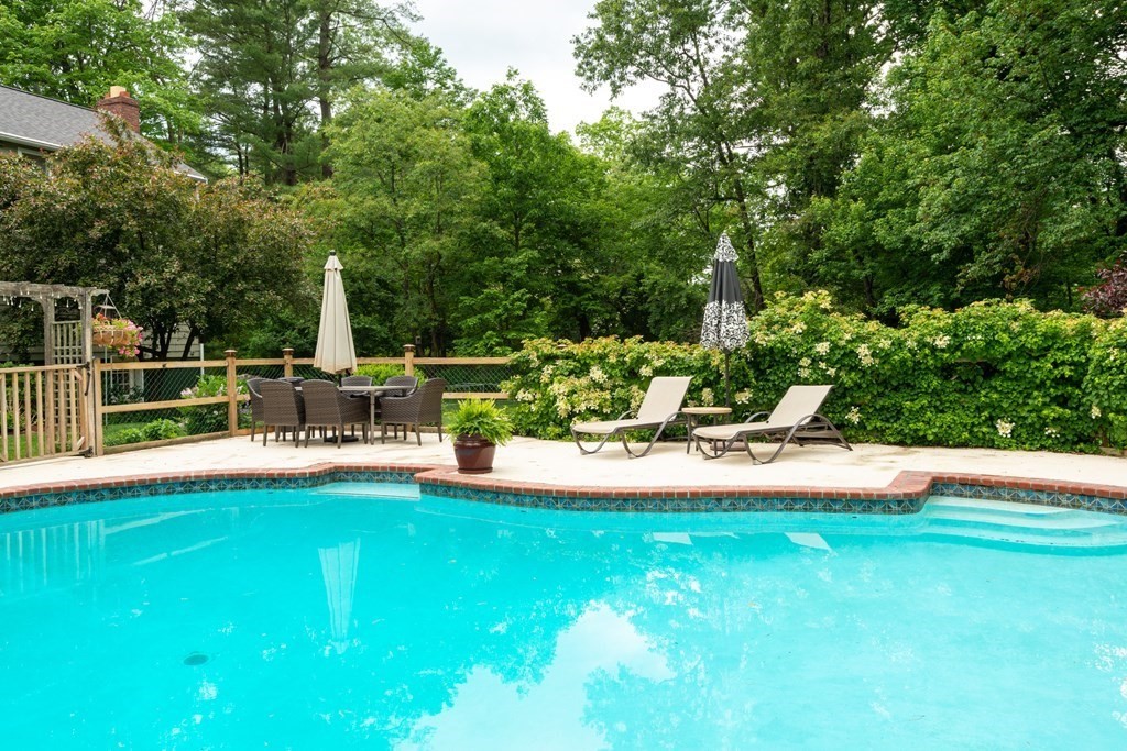 9 Parish Road Georgetown, MA 01833 - Photo 36 of 42 a view of a garden with patio