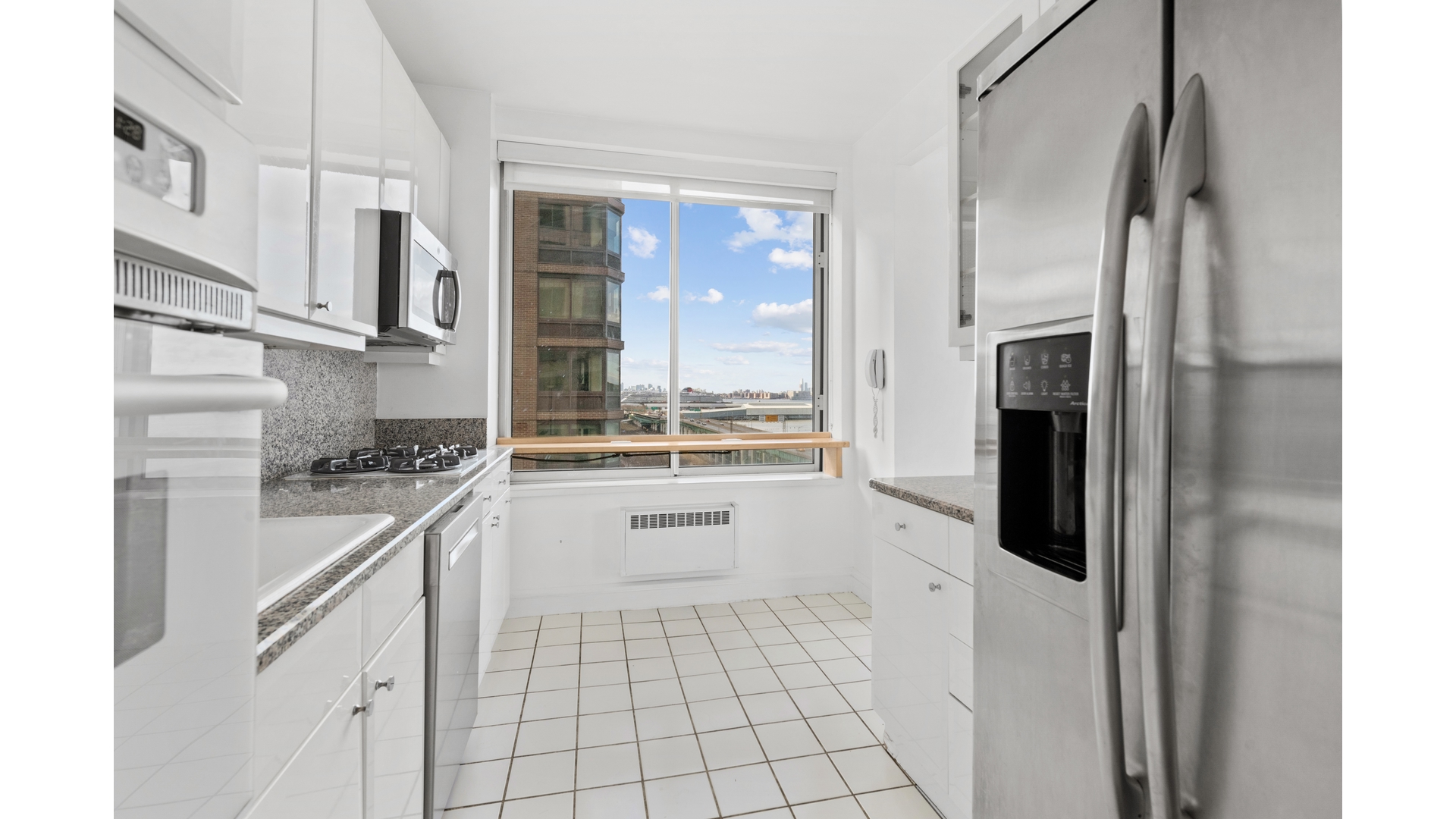 200 Riverside Boulevard, Unit 8K Manhattan, NY 10069 - Photo 4 of 11