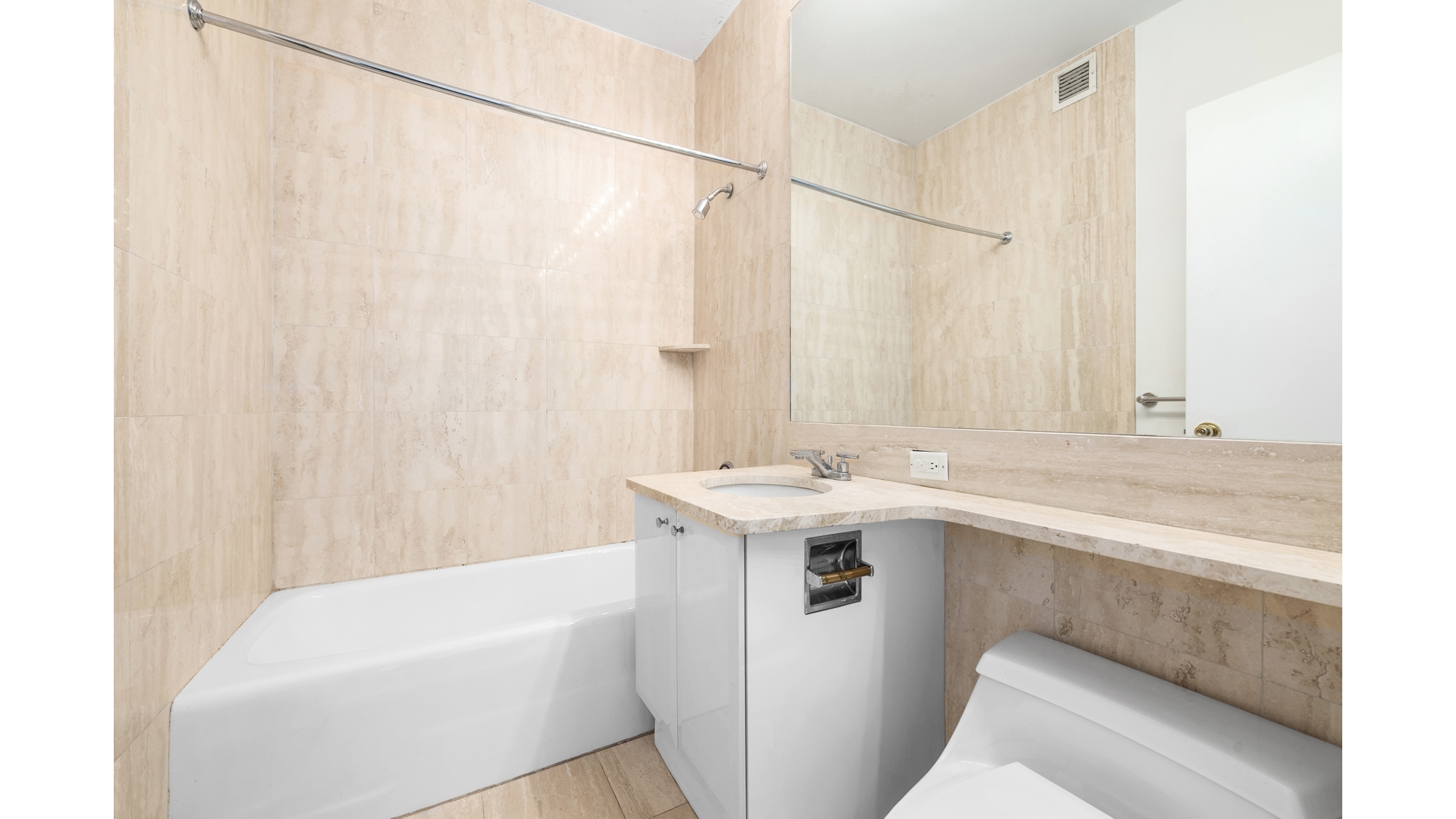 200 Riverside Boulevard, Unit 8K Manhattan, NY 10069 - Photo 9 of 11