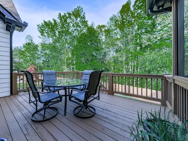 $999,990 | 1076 Pinyan Lane, Canton, GA 30115