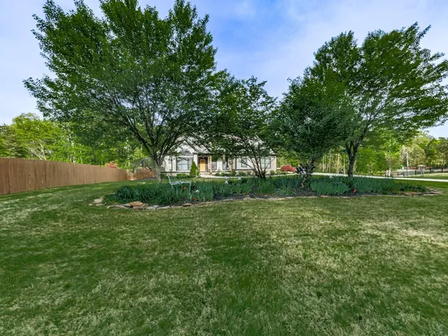 $999,990 | 1076 Pinyan Lane, Canton, GA 30115