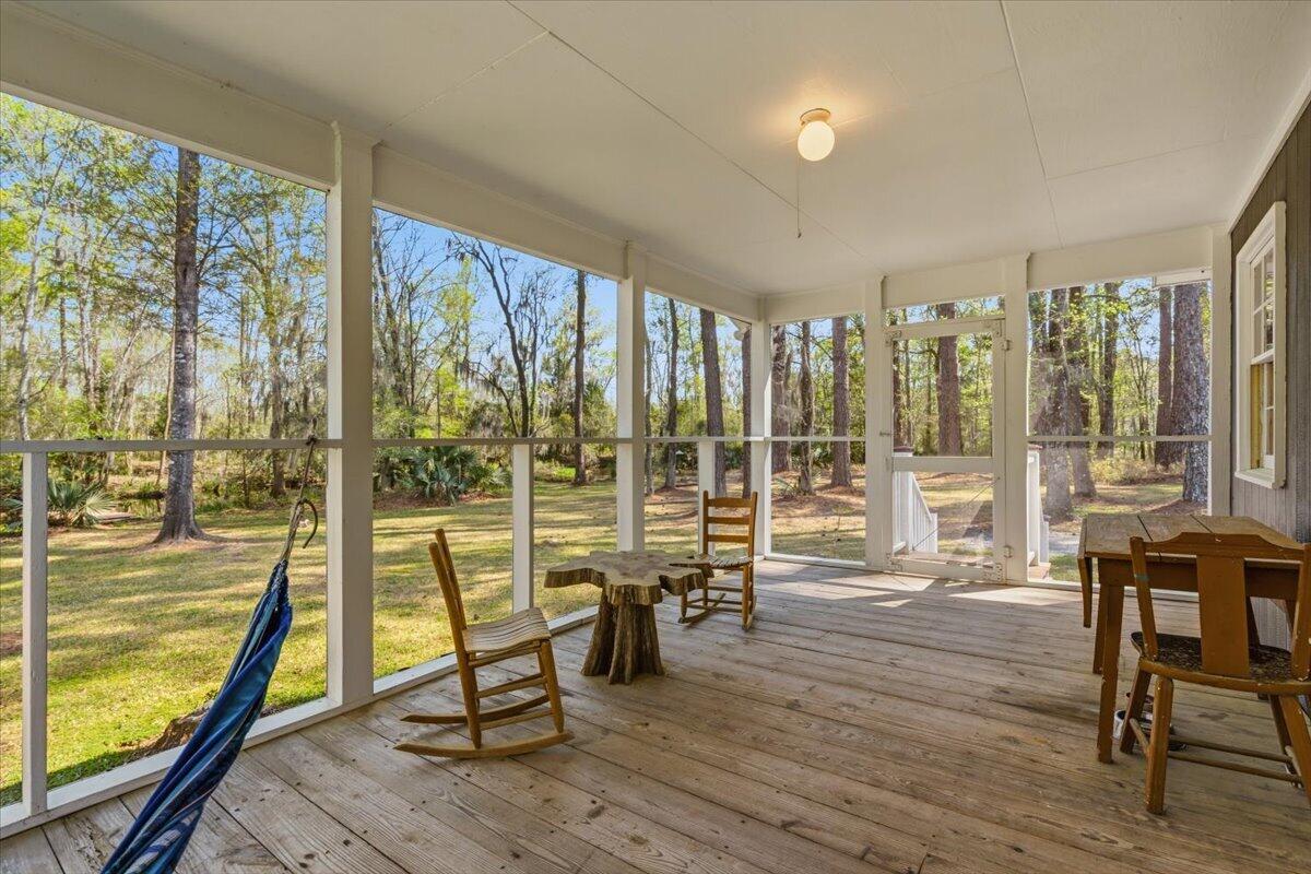 158 Crumley Road Walterboro, SC 29488 - Photo 9 of 59 10' x 19' Screened Porch