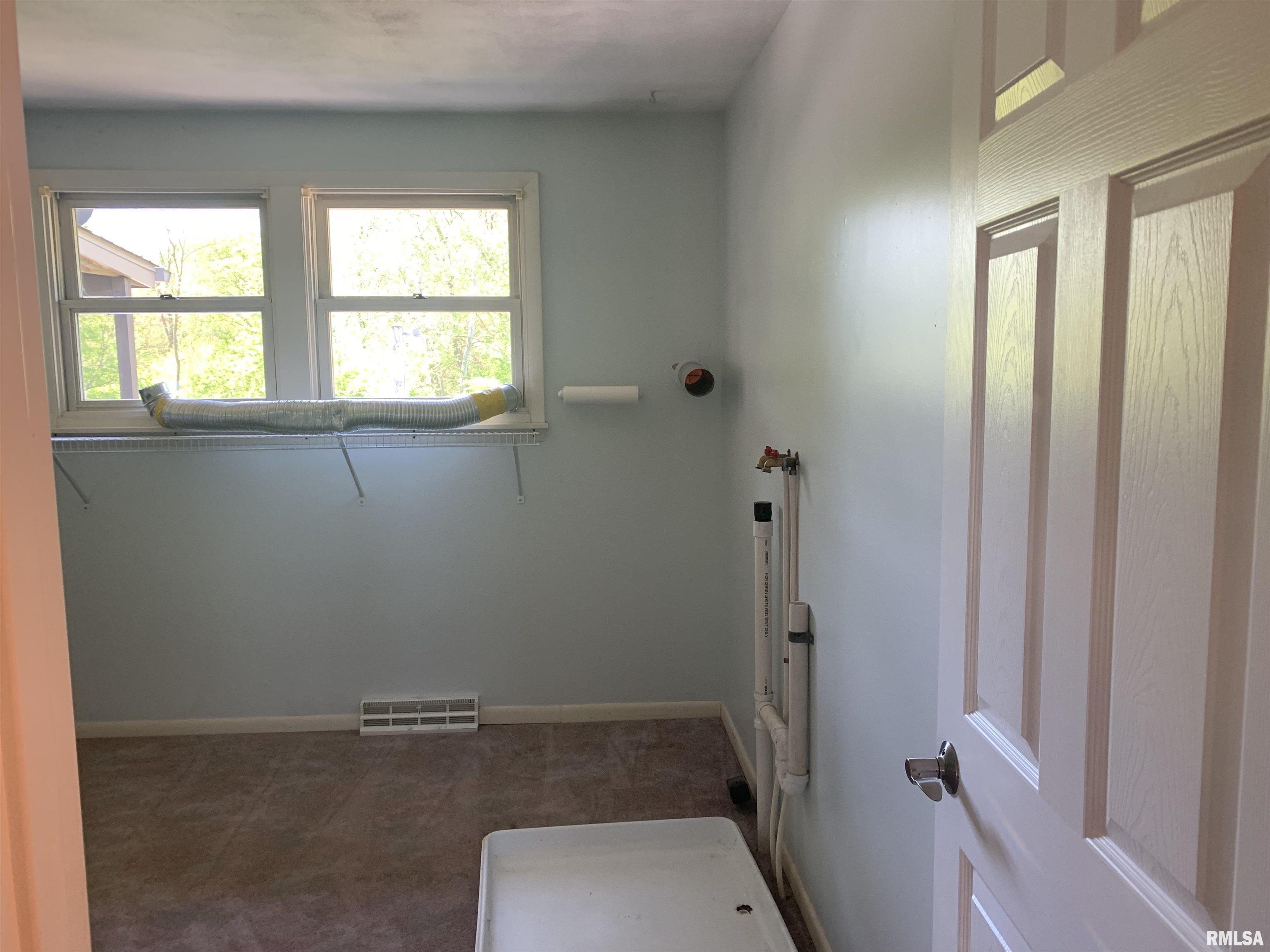 4022 Legion Hall Road Dunlap, IL 61525 - Photo 16 of 37 Gallery Image 16