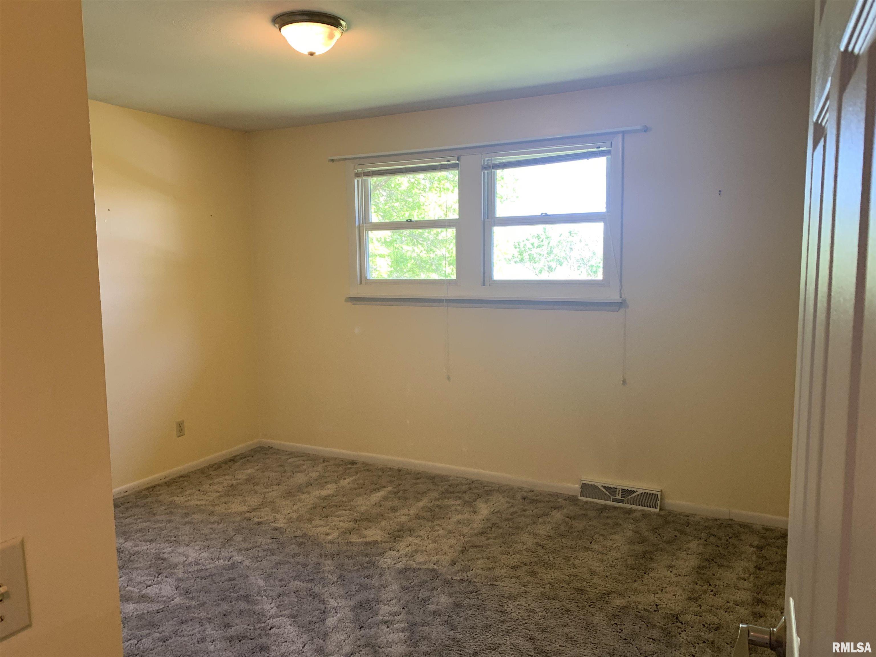 4022 Legion Hall Road Dunlap, IL 61525 - Photo 18 of 37 Gallery Image 18