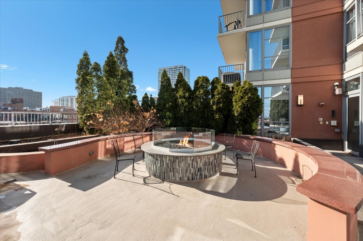 1600 South Prairie Avenue, Unit 1409 Chicago, IL 60616 - Photo 30 of 33