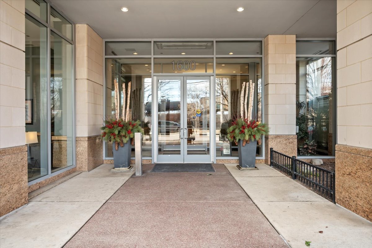 1600 South Prairie Avenue, Unit 1409 Chicago, IL 60616 - Photo 33 of 33