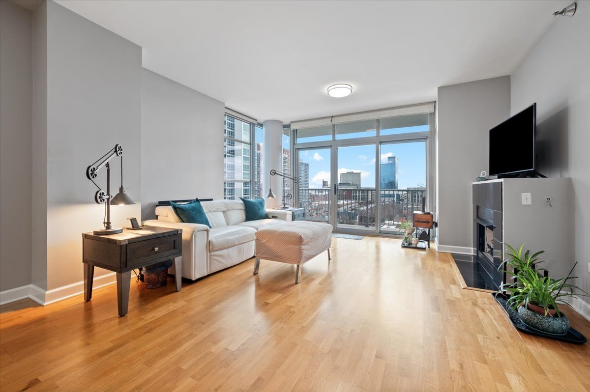 1600 South Prairie Avenue, Unit 1409 Chicago, IL 60616 - Photo 4 of 33